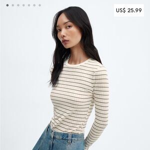 NWT 🎉 Textured striped T-shirt MNG (XS)